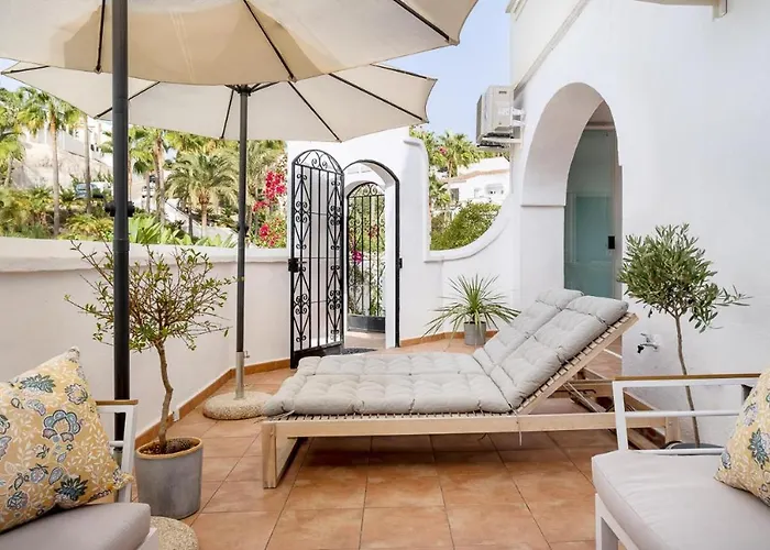 Rabat 2 Oasis Nerja